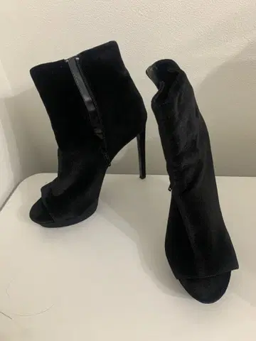 윈저 스미스 블랙 오픈토 부티