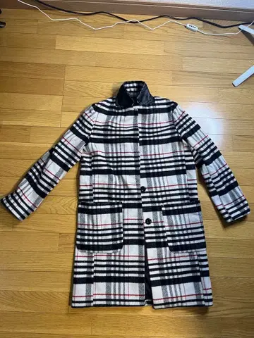 체크 무늬 체스터 코트 사이즈 F