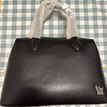 LOWRYS FARM 블랙 숄더백