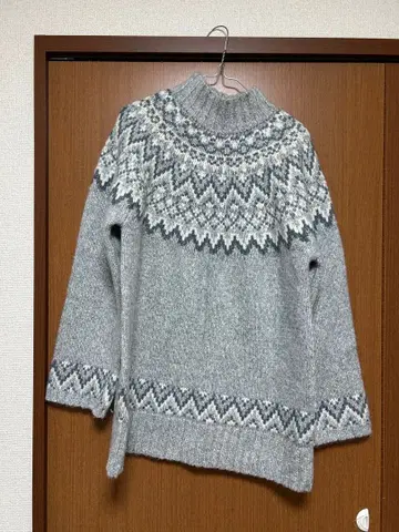 Heather 아달리스트 노르딕 무늬 하이넥 스웨터 그레이 계열