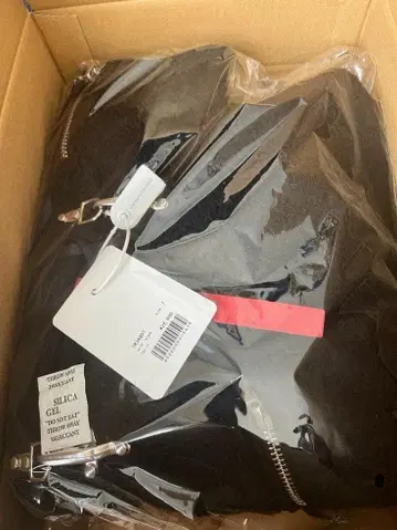 THEREDTHREAD S 클라스프 벌룬 블루종