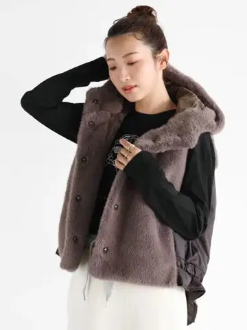 새상품 야마다야 Vin 나일론 도킹 후드 퍼 베스트 모카