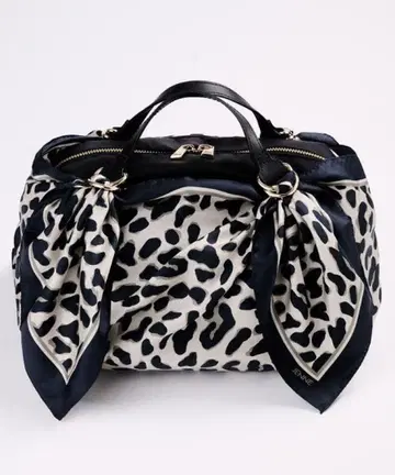 젠느 스카프 포함 숄더백