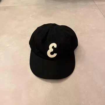 EKAL 블랙 캡