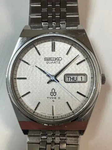 SEIKO TYPE II 쿼츠 손목시계