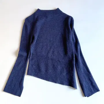 새상품급 MORABITO 모라비토 비대칭 니트 38 울 블루 계열