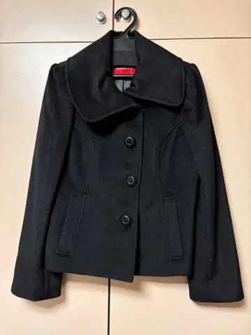 Apuweiser-riche 숏 기장 자켓 코트 블랙 1