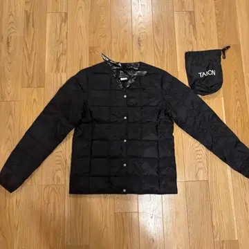 [ TAION 수납 봉투 포함 ] 이너 다운 블랙