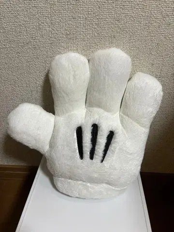 디즈니 미키 복슬복슬 장갑 오른손