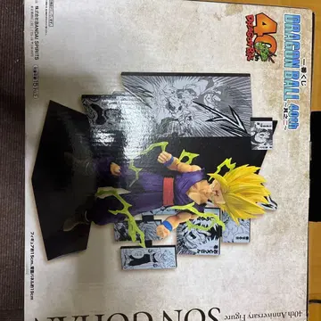 드래곤볼 40주년 기념 손오반 피규어