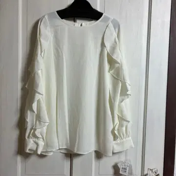 새상품 스콧 클럽 블라우스