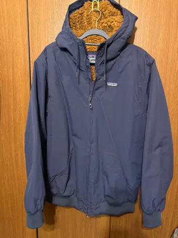 파타고니아 라인드 이스마스 후디 patagonia 네이비 L 사이즈