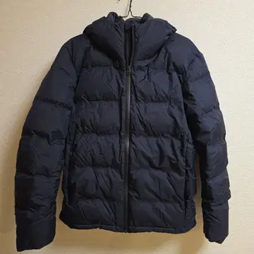 UNIQLO 네이비 심리스 다운 자켓 후드 부착