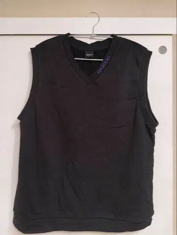 GX1000 GINO VEST / BLACK (지엑스센 베스트)