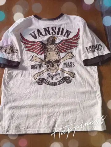 VANSON 스컬과 날개의 T셔츠