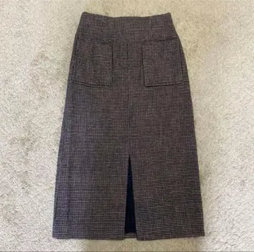 마르티니크 프론트 슬릿 타이트 스커트 (브라운 계열 체크)