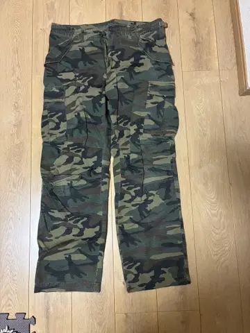 ALPHA INDUSTRIES 카모 패턴 카고 팬츠 알파 인더스트리