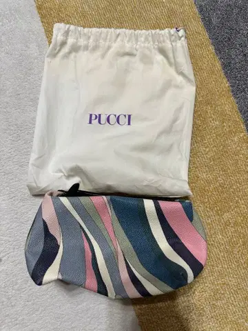 PUCCI 스트라이프 가죽 파우치