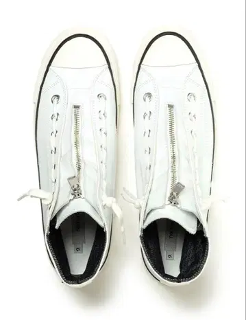 논네이티브 스니커즈 고어텍스 27cm