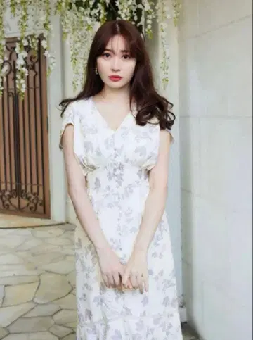 royal garden floral dress herlipto