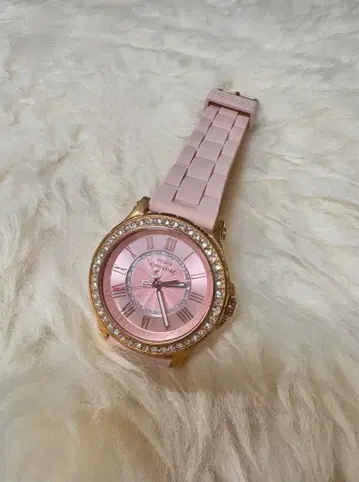 스톤 부착 JUICY COUTURE 핑크 손목시계