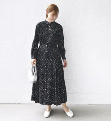 SHIPS 도트 사이드 플리츠 원피스