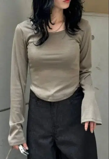 [ oaks ] roud hem long sleeve t-shirt 카키