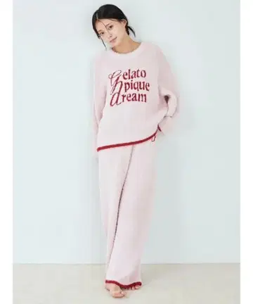 젤라또피케 라메 페더 풀오버 & 롱 팬츠