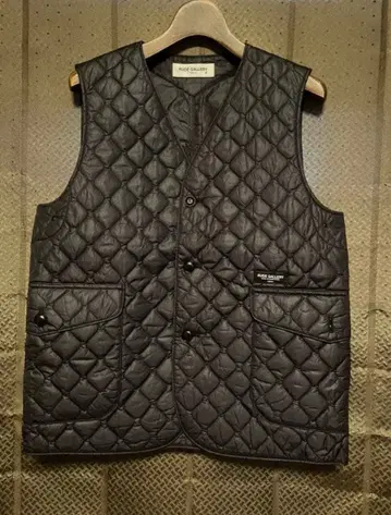 루드 갤러리 이너 퀼팅 베스트