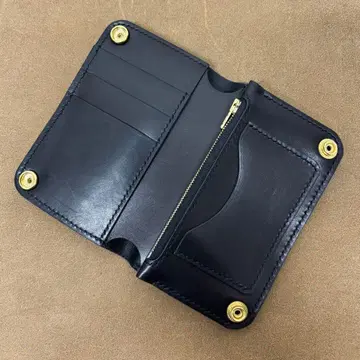 [ 샘플 특가품 ] 트래커 지갑 미들 블랙 히메지 가죽