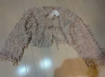 PEACH JOHN 샤기 퍼 볼레로