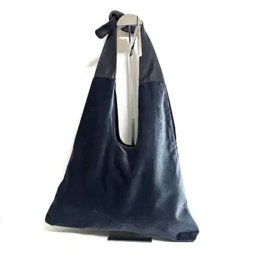 [ 미사용 새상품 ] arron 트라이앵글 백