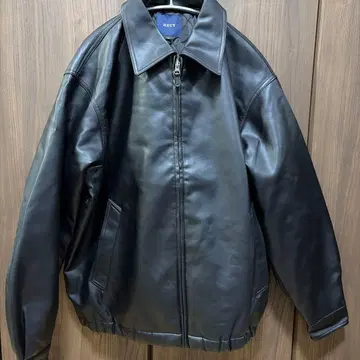 HECT 블랙 페이크 가죽 자켓