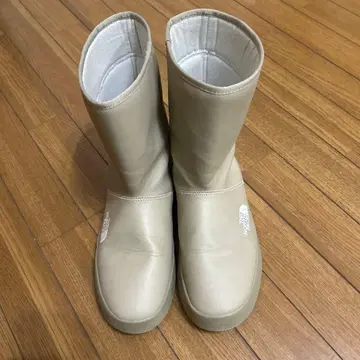 THE NORTH FACE 방수 부츠 베이지