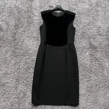 VELOUR NOIR 42 착용 원피스 폭시