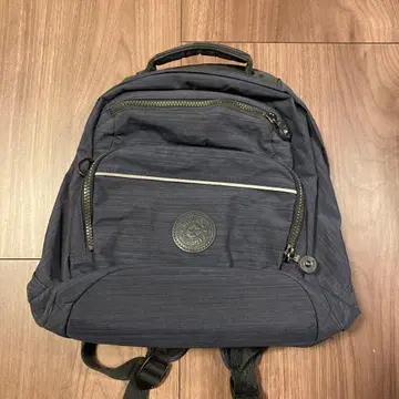 KIPLING 네이비 백팩