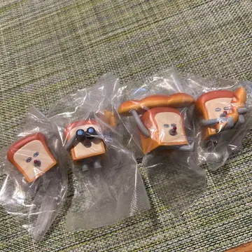 빵 도둑 가챠가챠 4개 세트