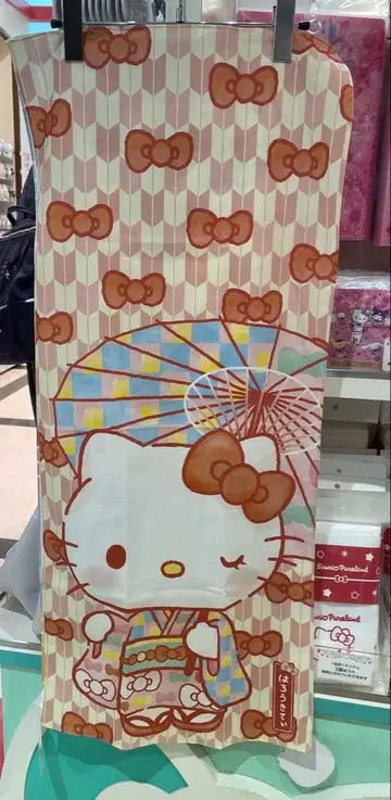 새상품 산리오 퓨로랜드 한정판 일본풍 패턴 디자인 수건 헬로키티