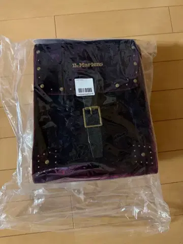 [ 미사용 새상품 ] Dr. Martens 미니 백팩