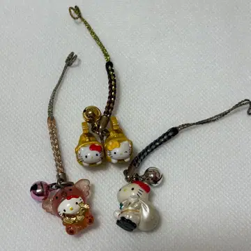 지역 한정 키티 스트랩