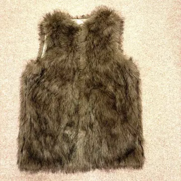 토치 인조 모피 베스트