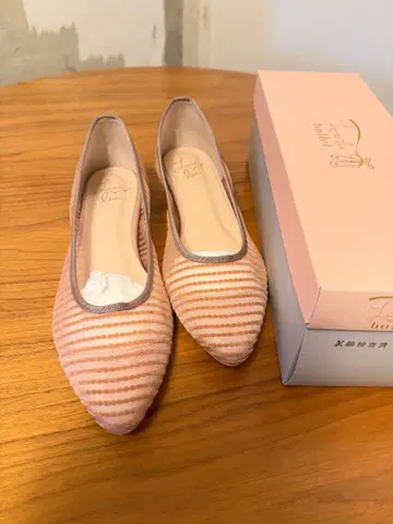 라우나레아 발레 슈즈