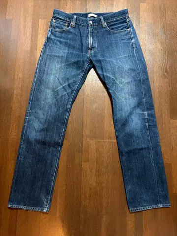 유니클로 적귀 다크 블루 스트레이트 데님 W33