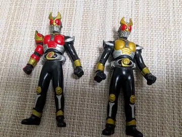 가면라이더 아기토 2001년 약 9cm