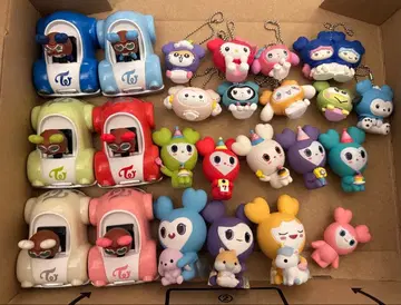 TWICE 가챠가챠 러블리 마스코트 묶음 판매