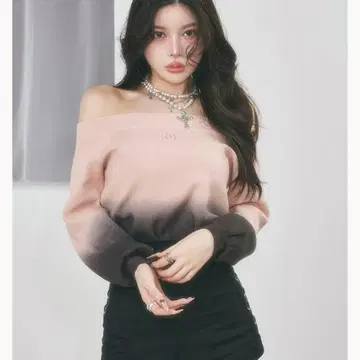Darich 그라데이션 오프숄더 니트탑 핑크 pnk free