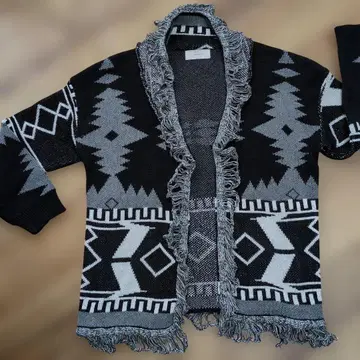 에스닉 프린지 니트 가디건 네이티브 무늬