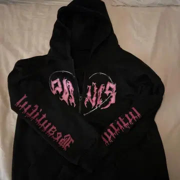 하트 그래픽 후드티