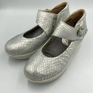 미스쿄코 펌프스 스니커즈 샌들 신발 실버