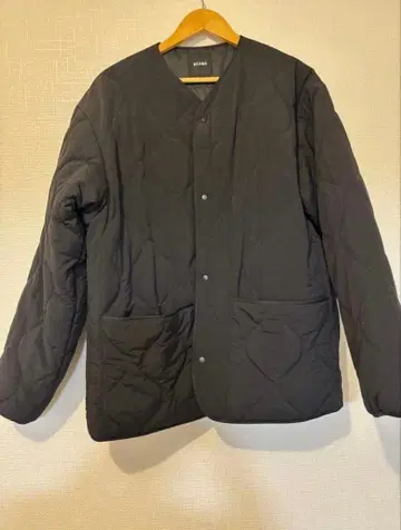 BEAMS 퀼팅 자켓 블랙 750 필파워